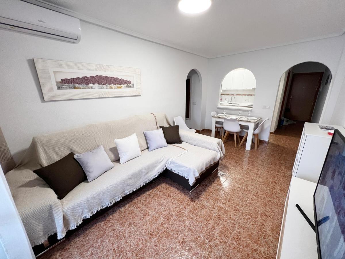 Nice And Central Apartment Торевьиа Экстерьер фото