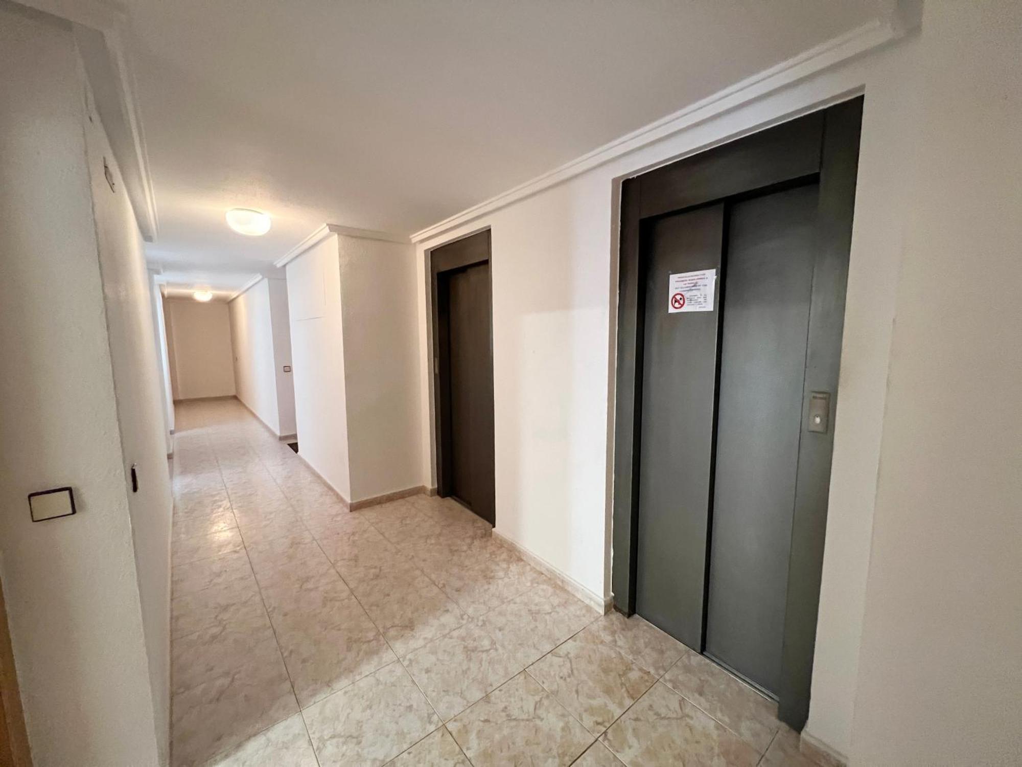 Nice And Central Apartment Торевьиа Экстерьер фото