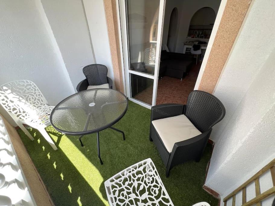 Nice And Central Apartment Торевьиа Экстерьер фото