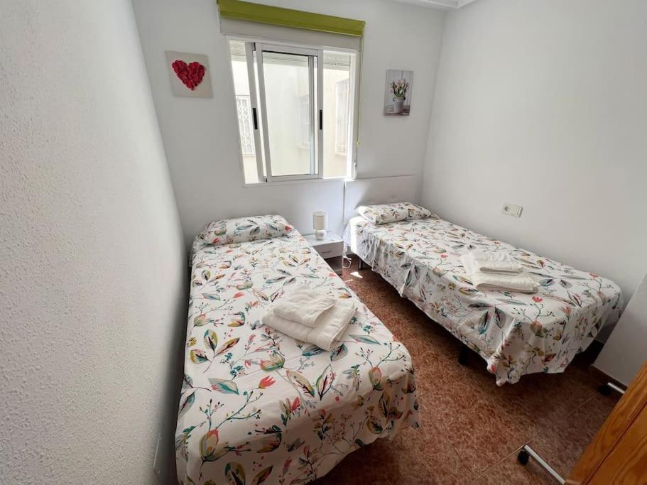 Nice And Central Apartment Торевьиа Экстерьер фото